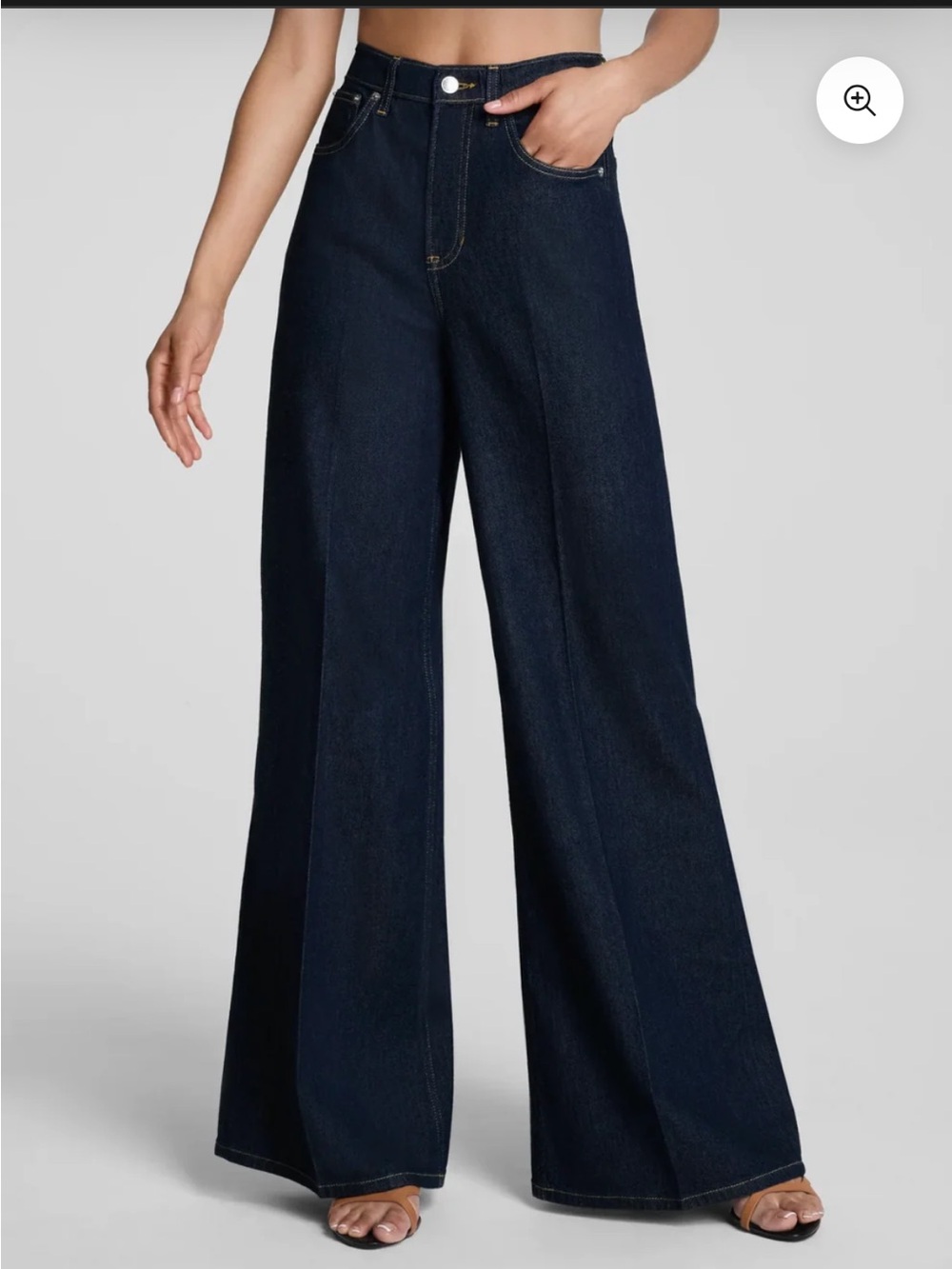 SPANXsupersmooth® Authentic 360 Lightweight
Super Wide Leg Jeans